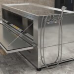 Üstü yıkamalı altı morg ünitesi; ızgaralı ferforje cenaze yıkama alanı, sıcak–soğuk batarya ve taşma yapmayan drenaj sistemiyle modern gasilhane çözümü. Yıldızlar Soğutma kalite, güven, zamanında teslimat.